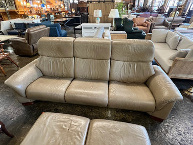 Stressless by Ekornes Sofa (retail $5200)