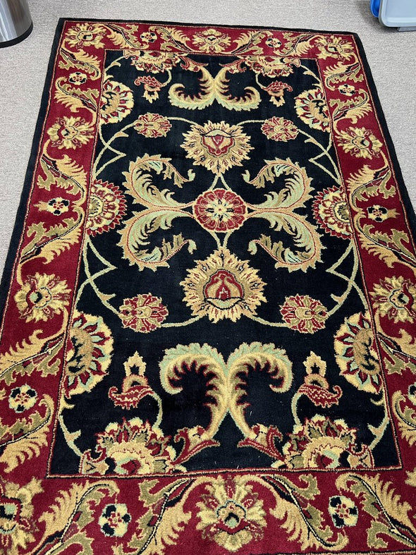 Nourison India Collection 5x8 Rug