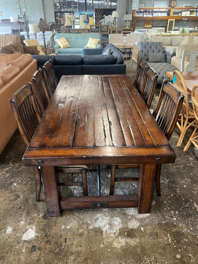 Rustic Pine Extendable Dining Table + 6 Chairs/2 Leaves