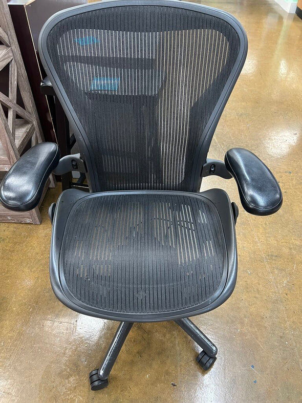 Herman Miller Aeron Office Chair (retail $1330)(as is)