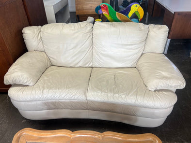 Vintage Natuzzi Leather Loveseat (as is)