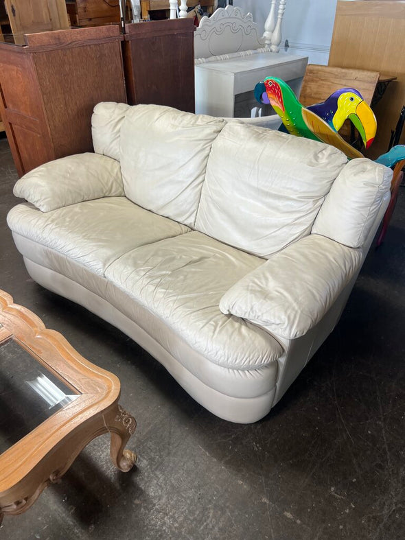 Vintage Natuzzi Leather Loveseat (as is)