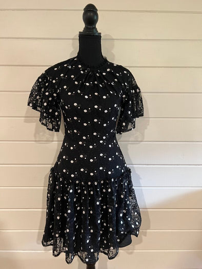 Pearl 00 dress NWT