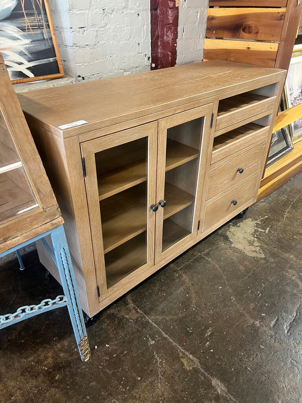 NEW Kincaid "The Nook" Mobile Server
