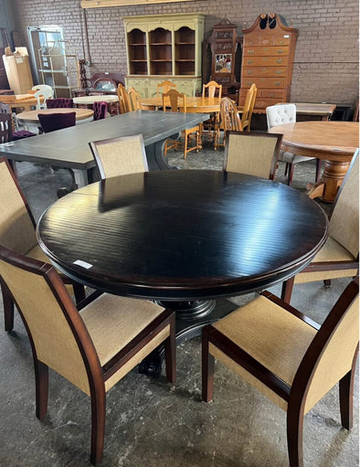 Ethan Allen Dining Table/Leaf + 6 Pier 1 Chairs