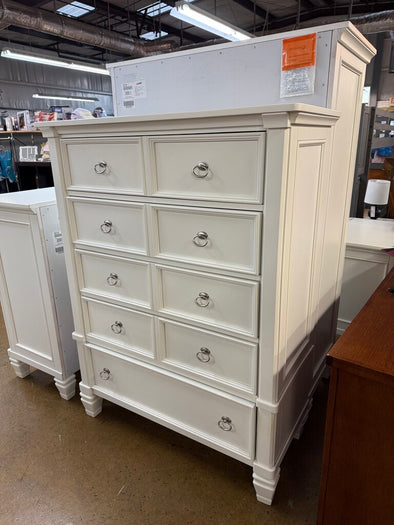 Ashley Furniture Prentice 5 Drawer Chest